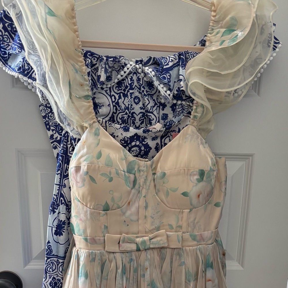 Elegant Cream Floral Maxi Dress